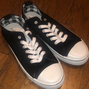 Maurice’s Sneakers